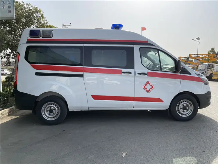 胡杨河市高铁转院